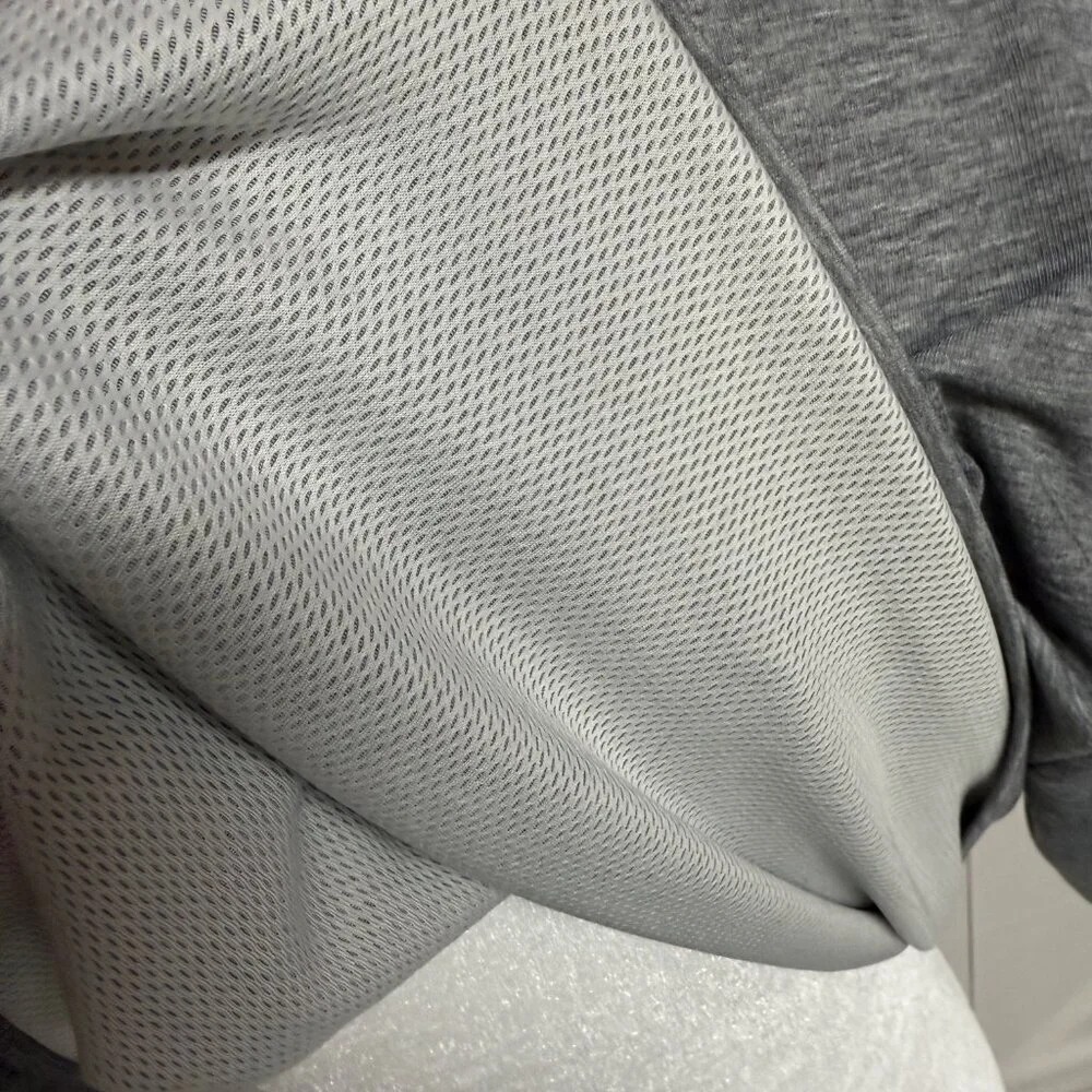 The North Face Women’s Vyrtue Boxy Cropped Dark Gray T-Shirt - Size Large - EUC - Picture 4 of 10